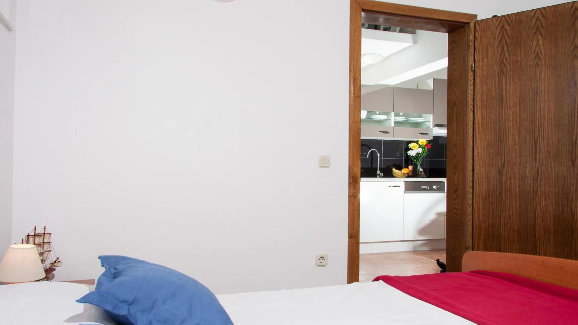 Apartments Belveder Pag Island